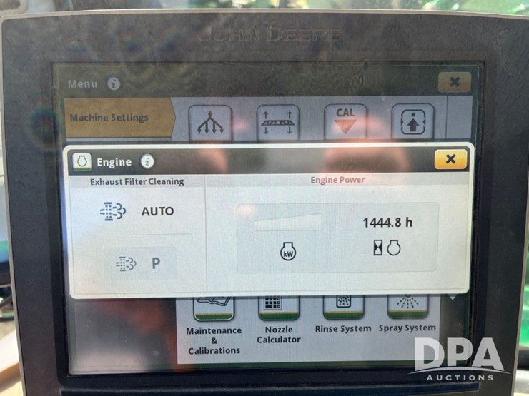 2021-john-deere-r4044-image-78