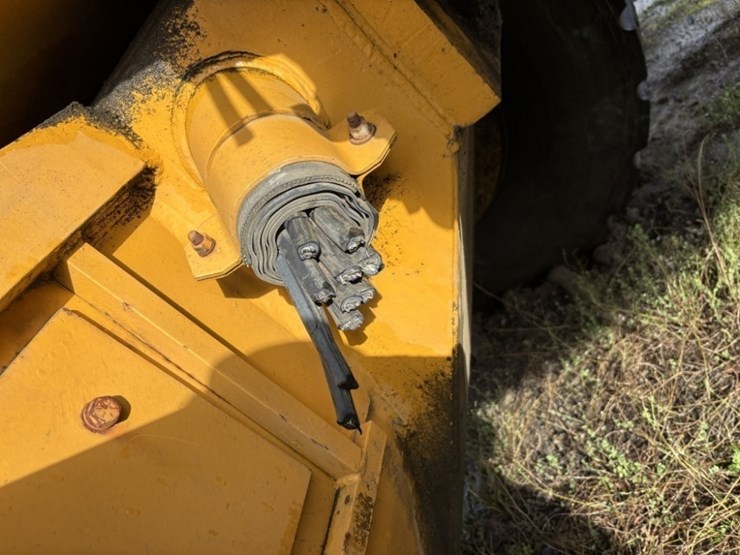 1974-letourneau-2594-image-21