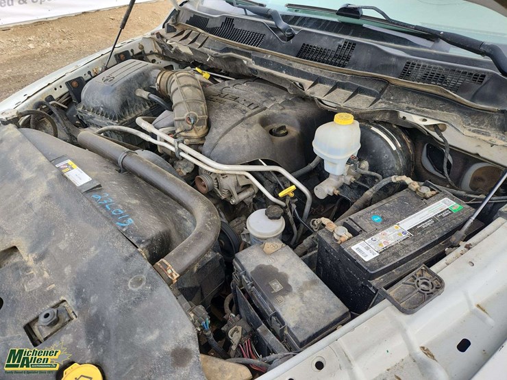 2012-dodge-1500-image-30