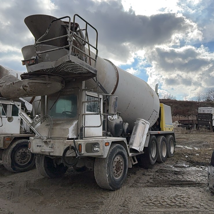 1999 ADVANCE CM3AP6811 CONCRETE MIXER TRUCK VN:1A9TAC4S9X0007079