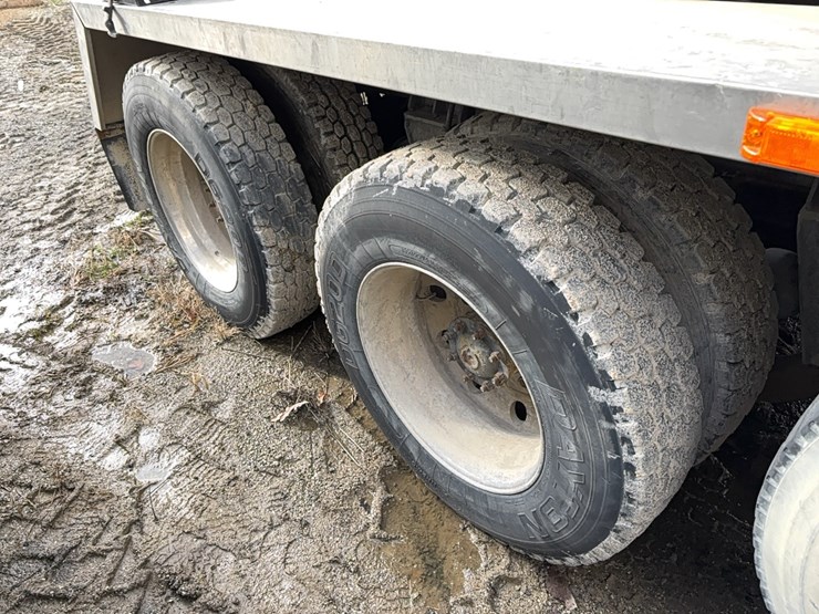 1999-advance-cm3ap6811-concrete-mixer-truck-vn:1a9tac4s9x0007079-image-7