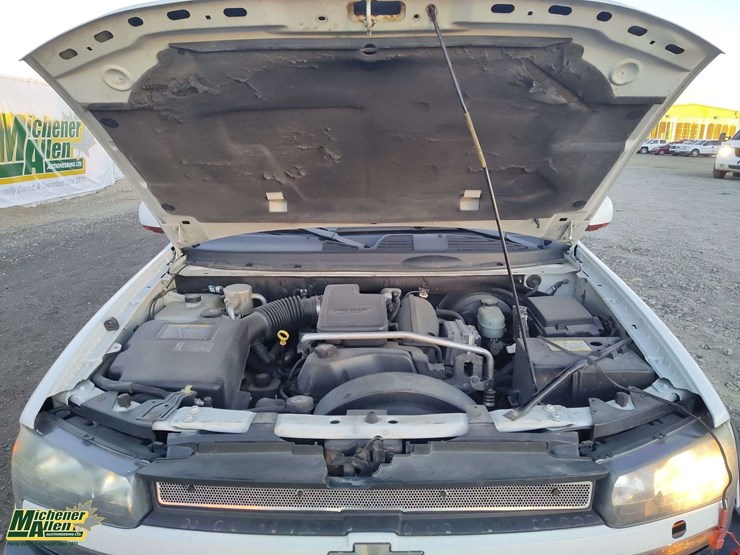 2004-chevrolet-trailblazer-image-25