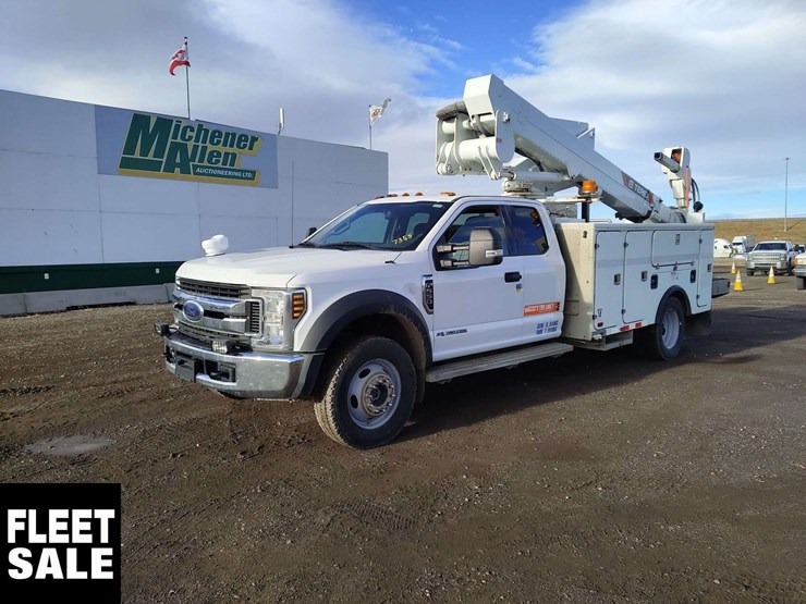 2019-ford-f550-image-1