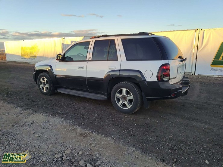 2004-chevrolet-trailblazer-image-3