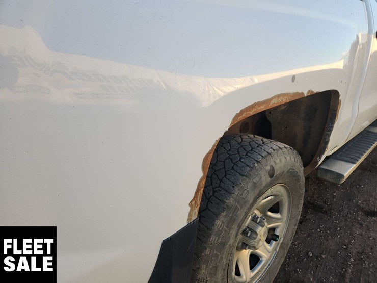 2018-chevrolet-silverado-1500-image-34