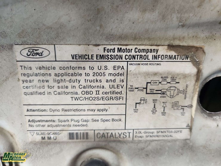 2005-ford-escape-xlt-image-33