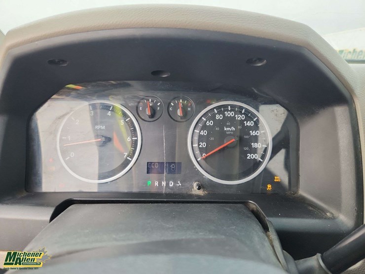 2012-dodge-1500-image-17