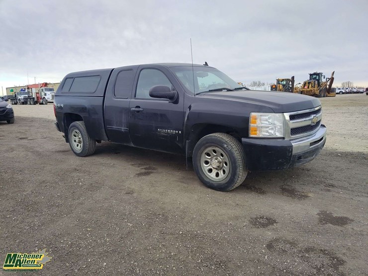2009-chevrolet-silverado-1500-image-2