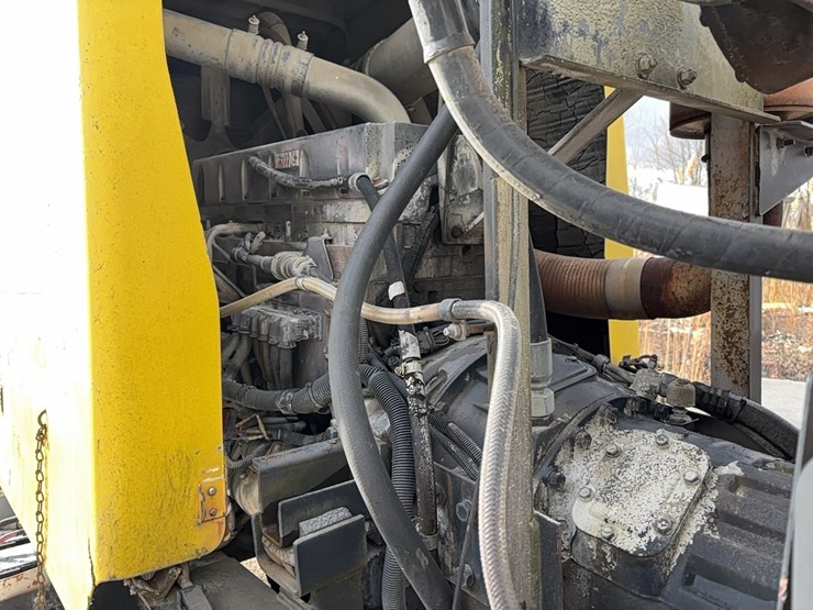 1999-advance-cm3ap6811-concrete-mixer-truck-vn:1a9tac4s9x0007079-image-10