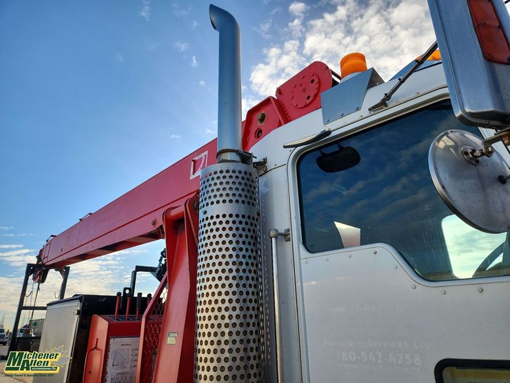 2006-kenworth-t800-image-45