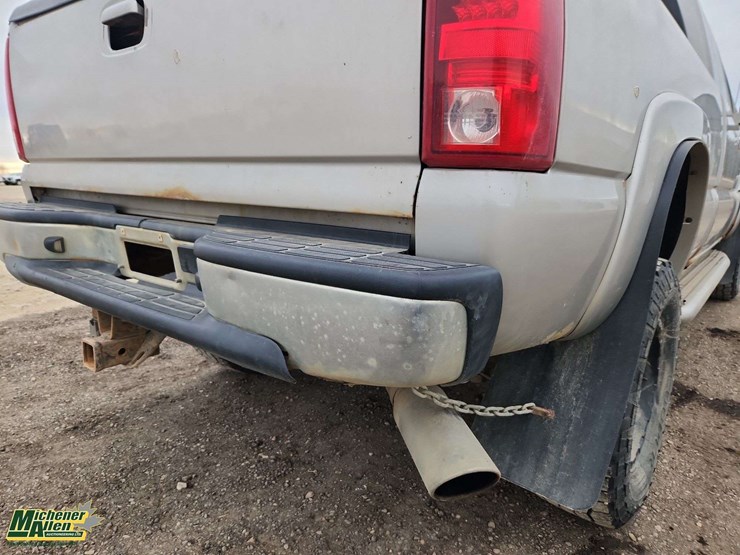 2006-chevrolet-silverado-2500hd-image-35