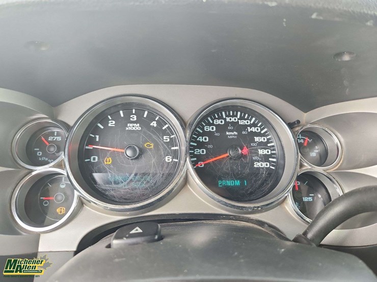 2012-chevrolet-silverado-3500hd-image-18