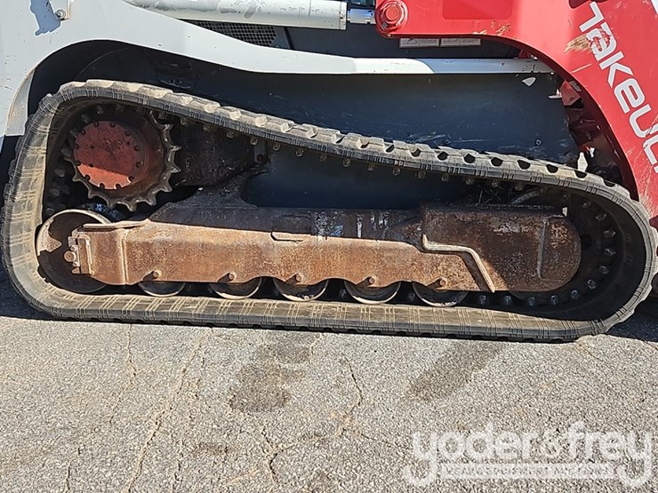 2018-takeuchi-tl12r2-image-7