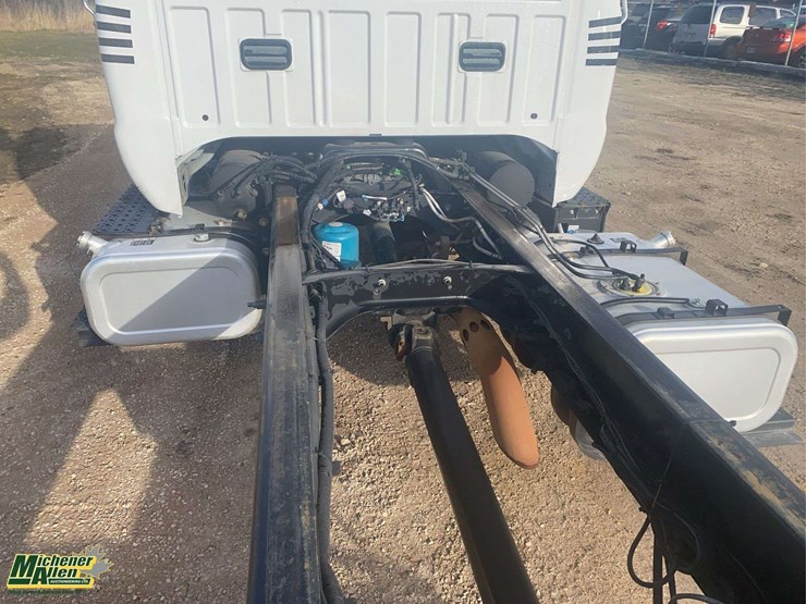 2019-ford-f750-image-32