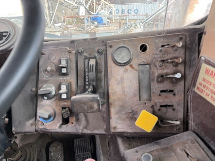 2000-advance-cm3ap6811-concrete-mixer-truck-vn:5dg8au4t0y0007567-image-20