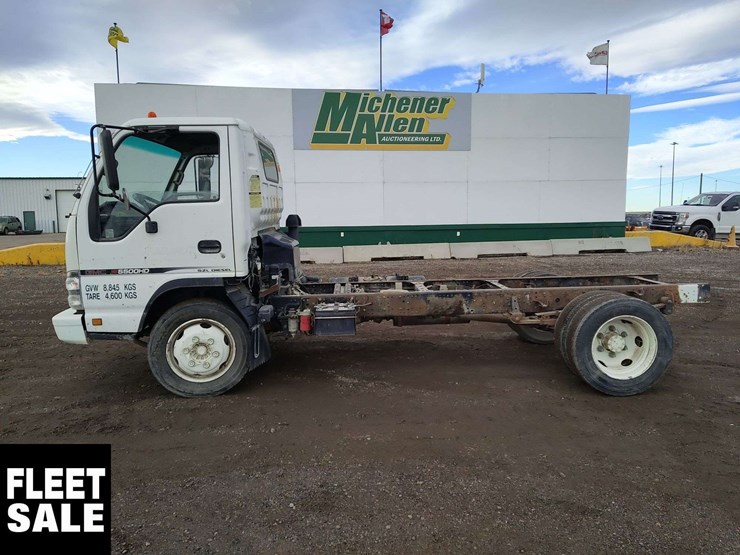 2007-gmc-w5500-image-6