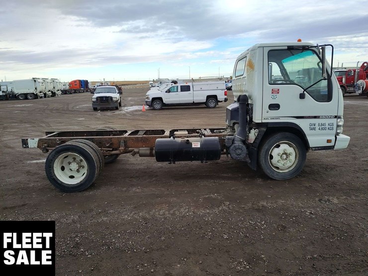 2007-gmc-w5500-image-7