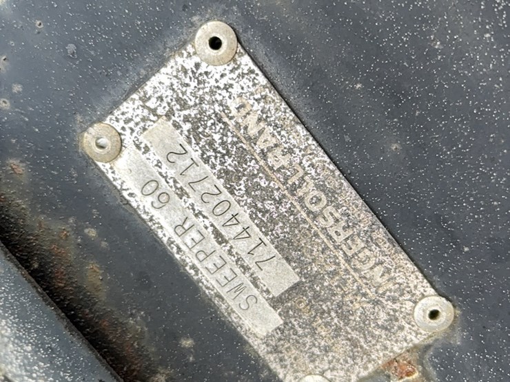 ingersoll-60-sweeper-skid-steer-attachment-image-3