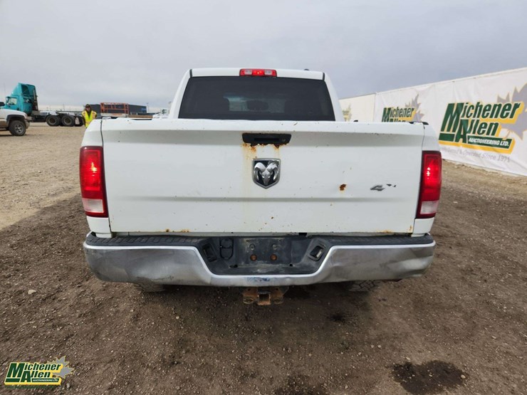 2012-dodge-1500-image-4