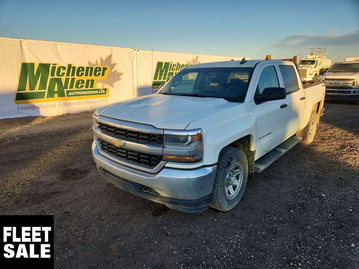 2018-chevrolet-silverado-1500-image-1