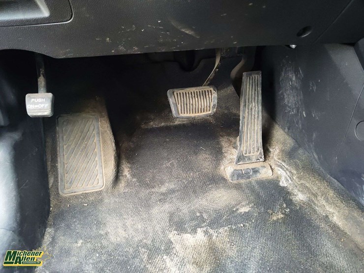 2010-hyundai-tucson-image-13