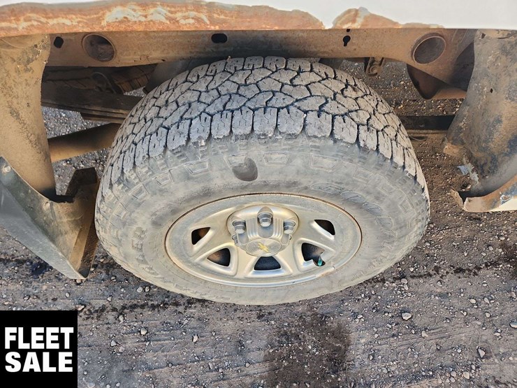 2018-chevrolet-silverado-1500-image-14