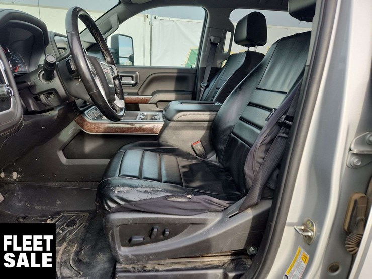 2019-gmc-sierra-2500hd-image-16