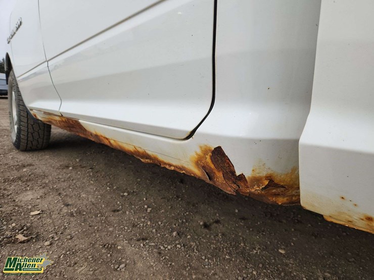 2012-dodge-1500-image-39