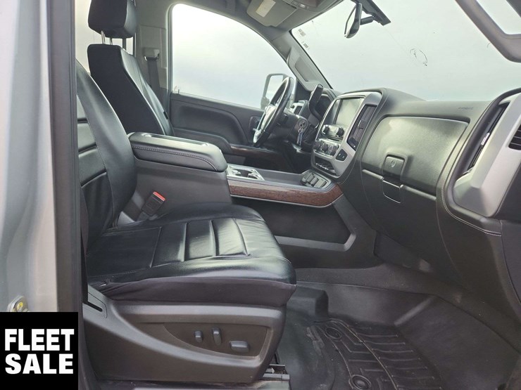 2019-gmc-sierra-2500hd-image-19