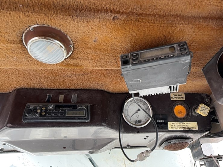 2000-advance-cm3ap6811-concrete-mixer-truck-vn:5dg8au4t0y0007567-image-22