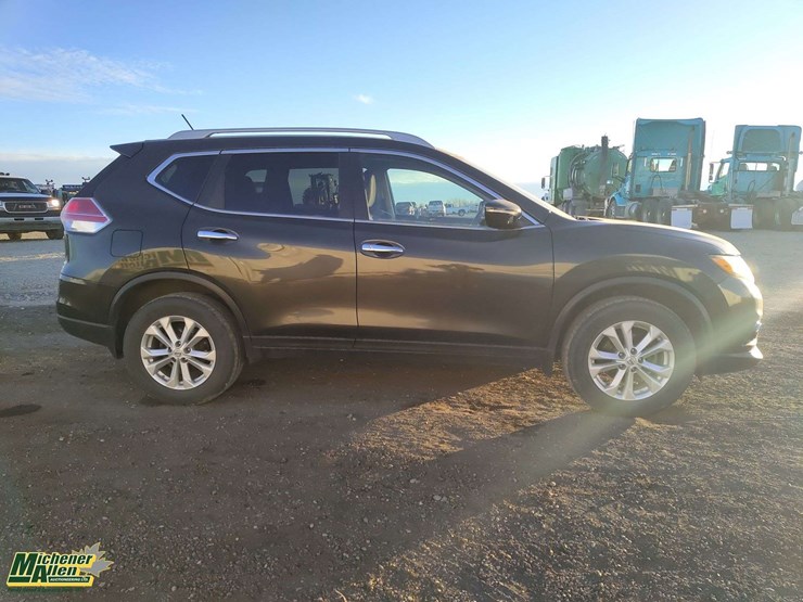 2014-nissan-rogue-image-25