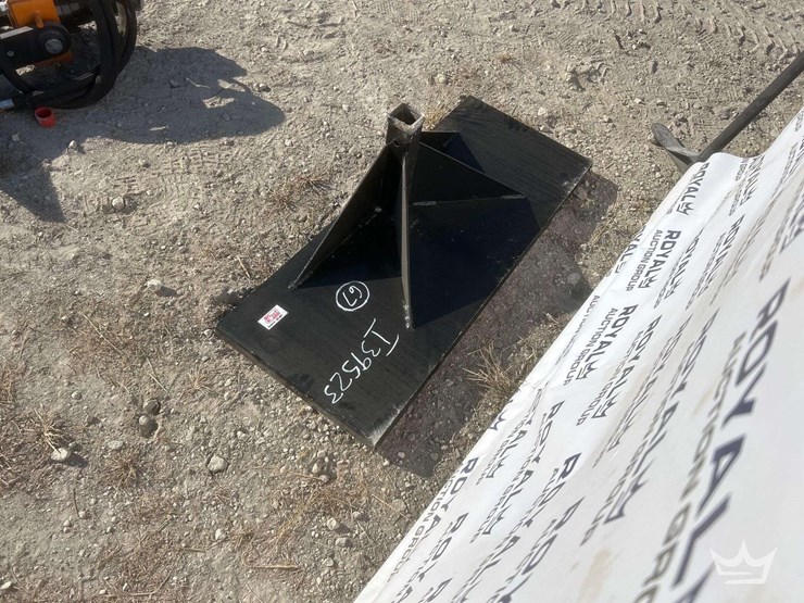 kivel-trailer-mover-attachment-image-4