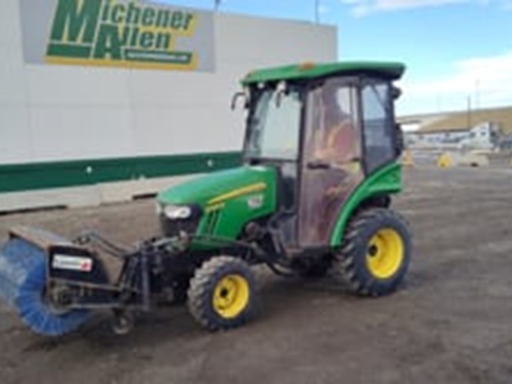 2013-john-deere-2025r-image-5