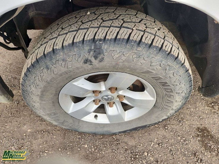 2012-dodge-1500-image-9