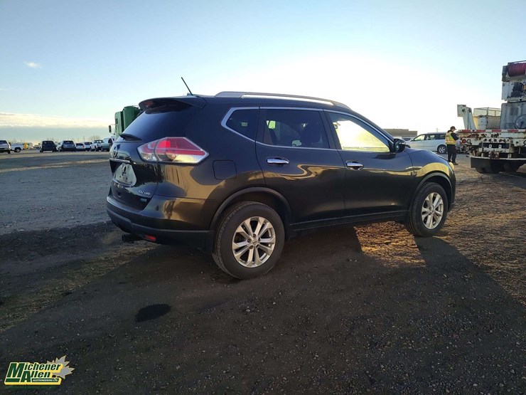 2014-nissan-rogue-image-3