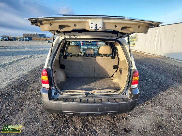 2005-ford-escape-xlt-image-27