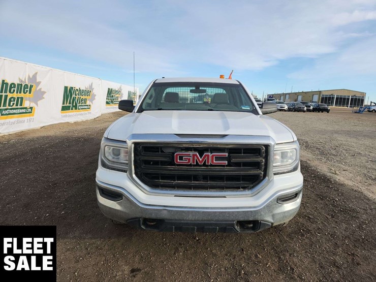 2017-gmc-sierra-1500-image-19