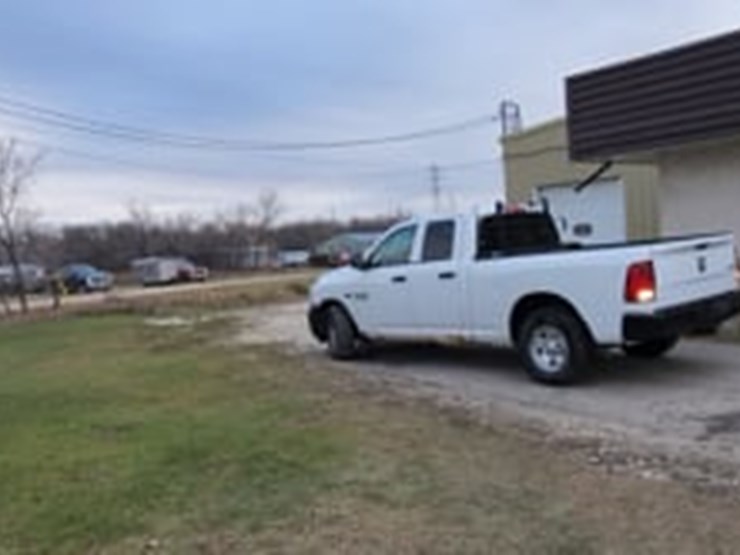 2014-dodge-1500-image-5