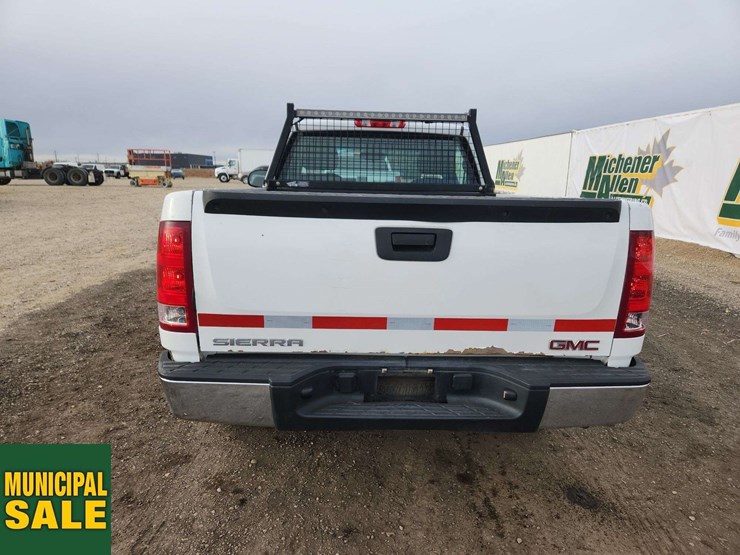 2009-gmc-sierra-1500-image-18
