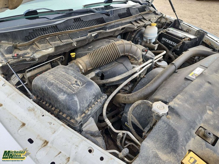 2012-dodge-1500-image-29