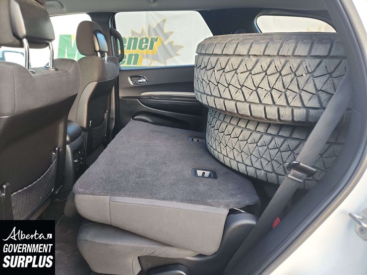 2015-dodge-durango-image-17