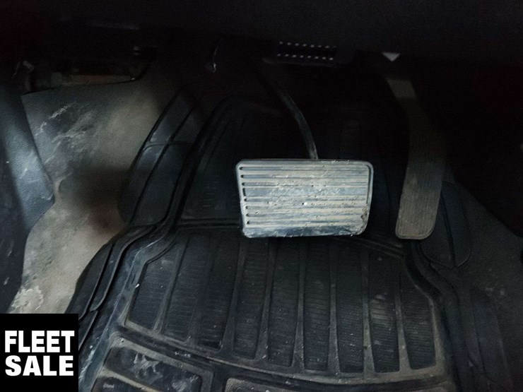 2013-gmc-sierra-1500-sle-image-24