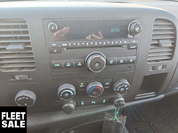 2013-gmc-sierra-1500-sle-image-22