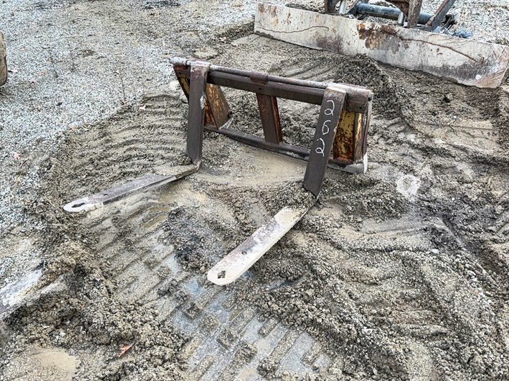 36in.-forks-rubber-tired-loader-attachment-image-1