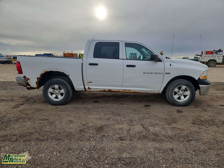 2012-dodge-1500-image-6