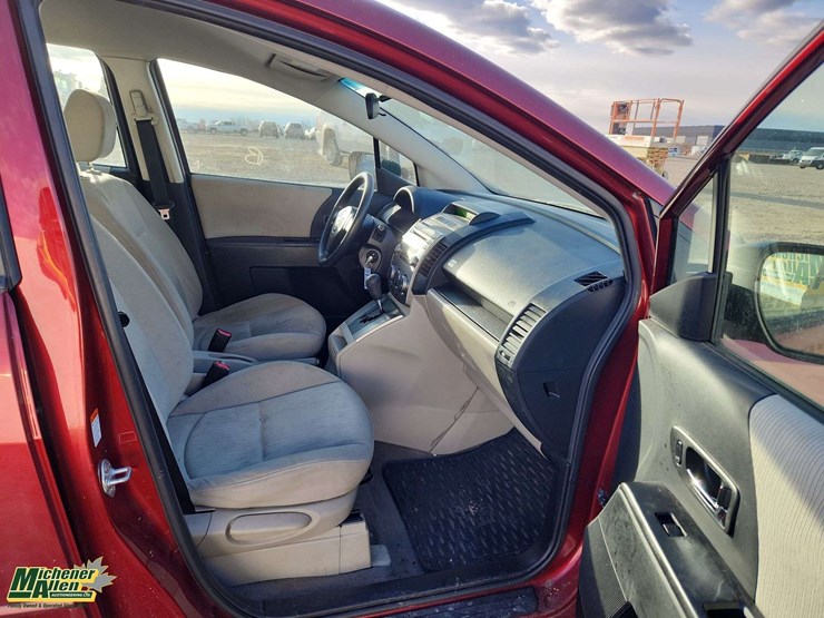 2008-mazda-mazda5-image-29