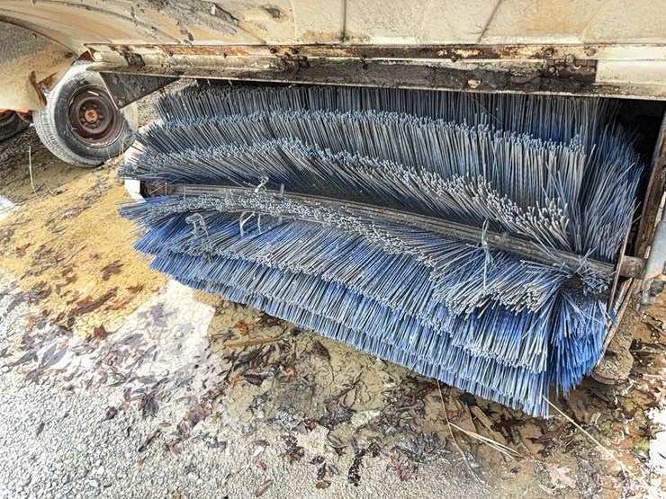 1995-athey-sweeper-vn:1a9s24dr0sr059085-image-8