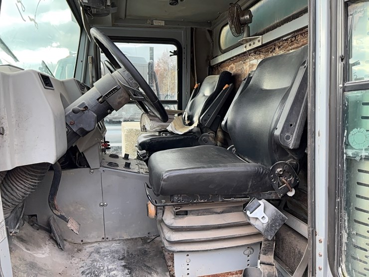 1995-athey-sweeper-vn:1a9s24dr0sr059085-image-14