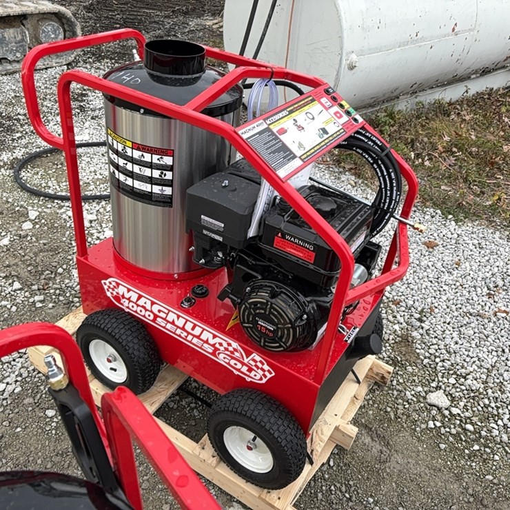 NEW EASY KLEEN MAGNUM GOLD PRESSURE WASHER