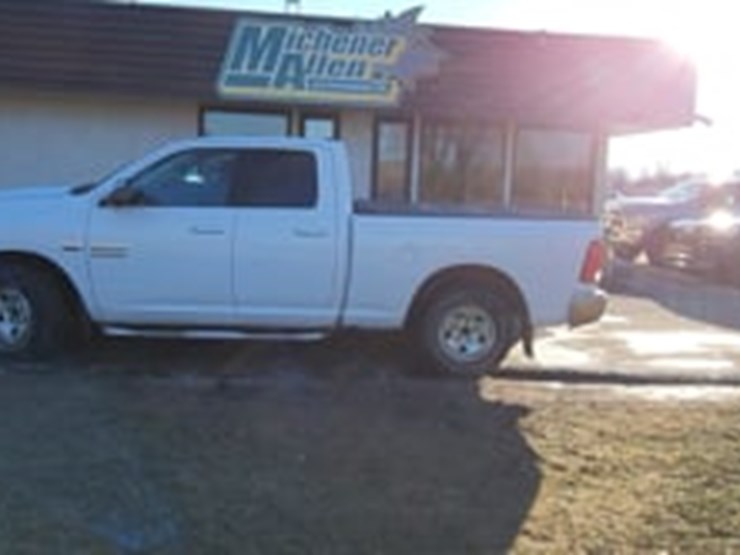 2017-dodge-1500-image-5